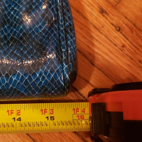 Candies Clutch - Picture 5 of 8